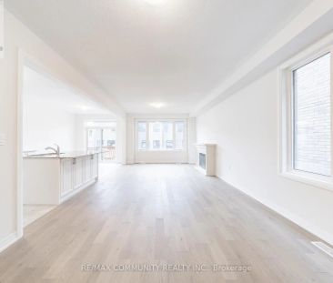 1811 NARCISSUS GARDENS - Photo 4