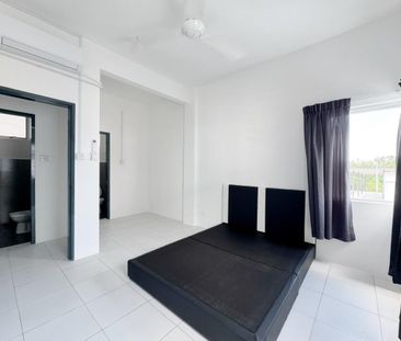 Acacia Apartment | Menggatal | Level 2 Corner | Partially Furnished - Foto 3