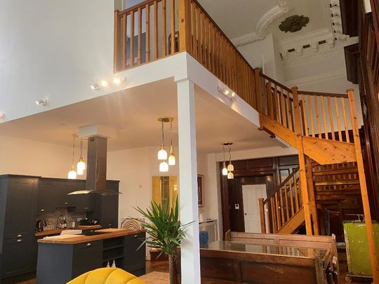 2 Bedroom Apartment To Rent - Photo 1