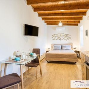 Studio/Γκαρσονιέρα για ενοικίαση Κέντρο (Κολυμβάρι) - Photo 2