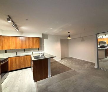 1 Bed, 1 Bath Condo - Symphony - Photo 2