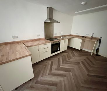 Hine Hall, Mapperley, NOTTINGHAM - Photo 5