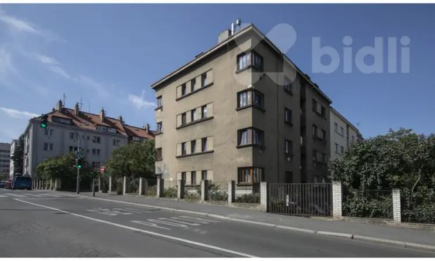 k pronájmu byt 2+1 Nad Studánkou 13, Praha Nusle - Photo 1