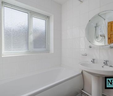 2 bedroom terraced house to rent - Photo 5