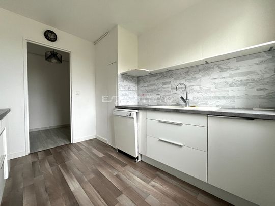 Location Appartement 3 pièces 61m² MAROMME 76150 - Photo 1