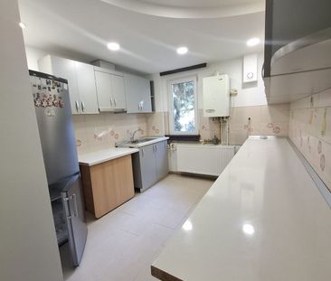 De inchiriat apartament 2 camere, mobilat si utilat, etajul 2, balcon - Fotografie 2