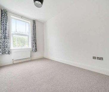 Lower Cheltenham Place, Bristol, BS6 - Photo 2