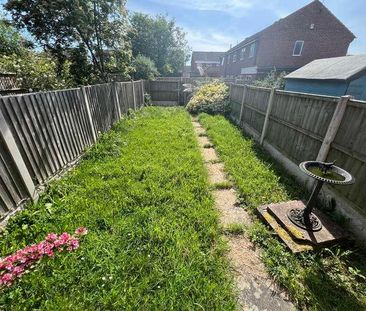 Holderness Close, Stenson Fields, DE24 - Photo 1