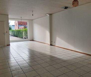 Opgefriste woning met 3 slaapkamers en tuin in Sint-Jan-in-Eremo - Photo 3