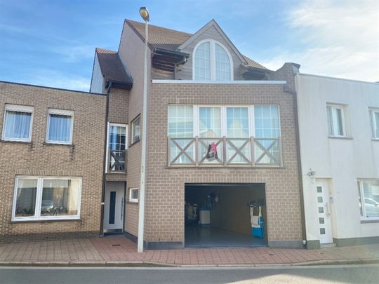 Recente bel-étagewoning te huur in het centrum van "het Oude Knokke" - Photo 1