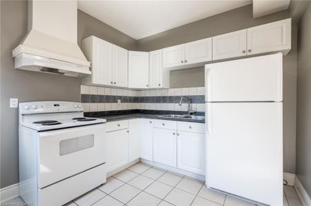 For Lease - 39 Connaught Avenue Unit# Main, Hamilton, Ontario - Photo 4
