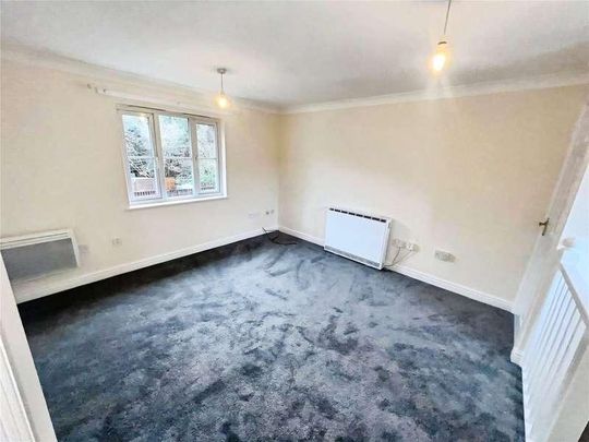 Afon Mead, Rogerstone, Newport, NP10 - Photo 1