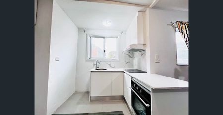 Lovely 2 bedroom Granny flat for renting. - Photo 2