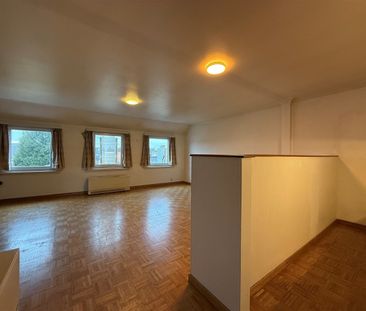 Centraal gelegen appartement met 2 slaapkamers. - Foto 1