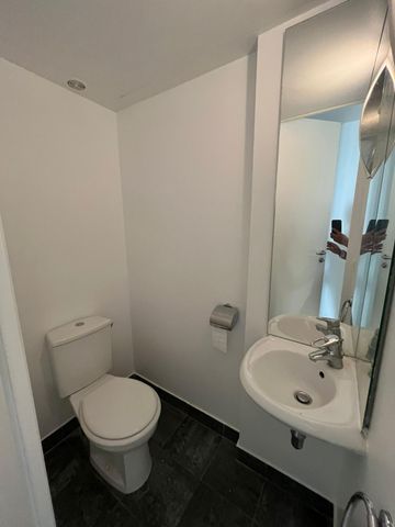 A LOUER PARIS IIème 6 pièces 162m² PLACE DE LA BOURSE - Photo 4