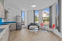 The Park House, 1 Ford Park Road, Plymouth - Photo 2