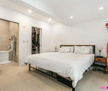 Sandycombe Road, Richmond, London, TW9 - Photo 5