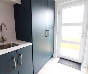 2 Bedroom Park Home To Rent - Photo 3