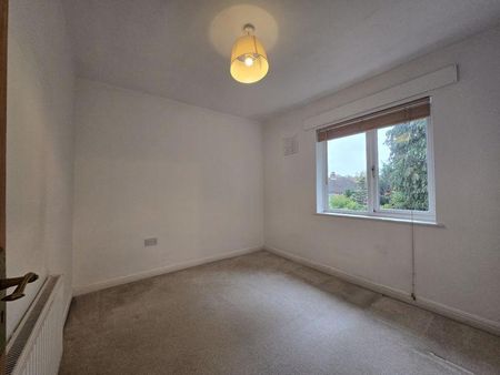 2 bedroom semi-detached house to rent - Photo 5