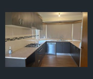 14 Hyssop Drive, Hallam, Vic 3803 - Photo 2