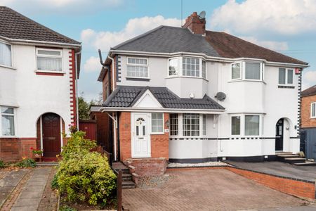 3 bed semi-detached house to rent in Henlow Road, Birmingham, B14 - Photo 5