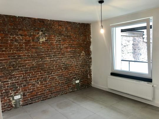 Appartement te huur - Photo 1