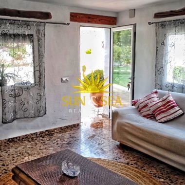 5-BEDROOM CHALET FOR RENT IN PAICHI - ALICANTE - Photo 1