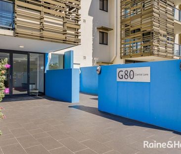 Modern, Convenient & Low-Maintenance Living! - Photo 3