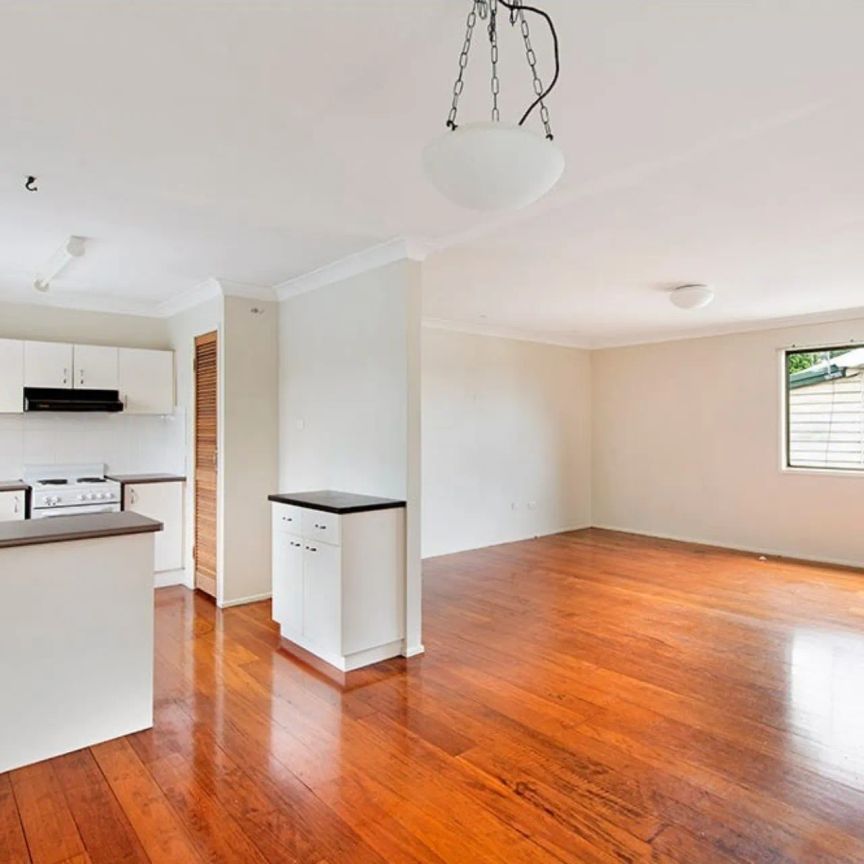 24 Burlington Street, East Brisbane. - Photo 1