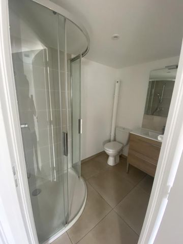 Location Appartement 1 pièce 30m² LE CREUSOT 71200 - Photo 3