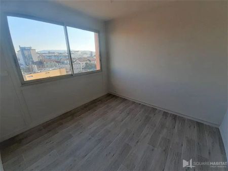 Location appartement 3 pièces - 56m² à Clermont-ferrand (63000) - Photo 4