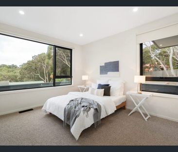 Stylish, Sustainable Coastal Living - Photo 4