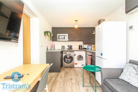 1 bed Apartment for Rent - Photo 4