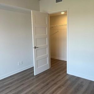 2 CH - 1 SDB - Terrebonne - $2,055 /mo - Photo 2