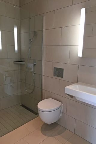 2.5 Zimmer, 103 m², 4. Stock - Foto 2