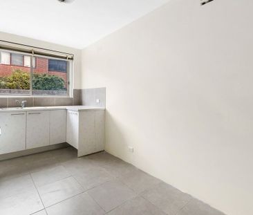 3/3 Empire Street, Footscray VIC 3011 - Photo 6