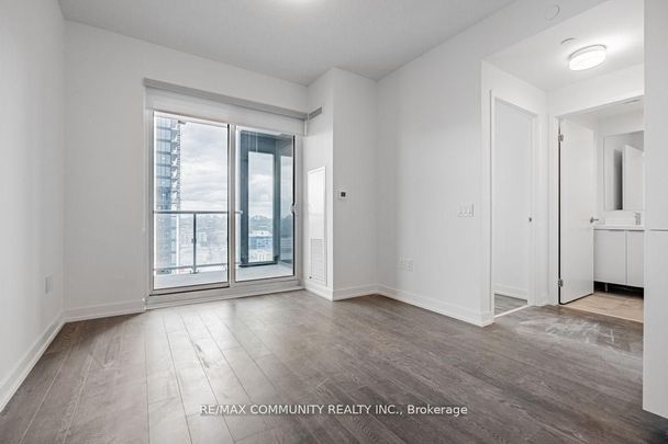 1417 20 O'Neil Road N - Photo 1