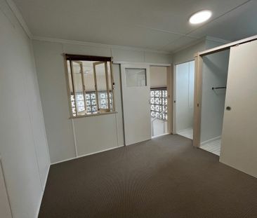 Coastal Charm in Bilinga Awaits You - Photo 5