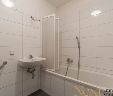 Lichtdurchflutete 2-Zimmer-Wohnung mit Loggia und Einbauküche in Ur... - Foto 3