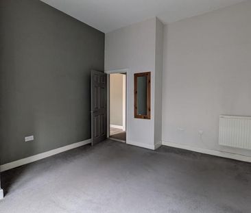 2 bedroom ground floor flat to rent - Photo 1