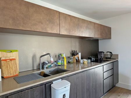 2 Bed Flat, Exchange Gardens, SW8 - Photo 3