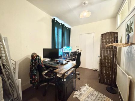 2 bedroom maisonette to rent - Photo 4