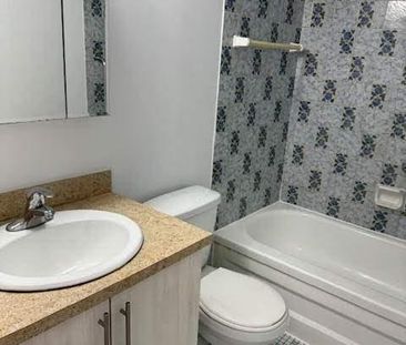 Appartement spacieux situe a Cote-St-Luc - Photo 4