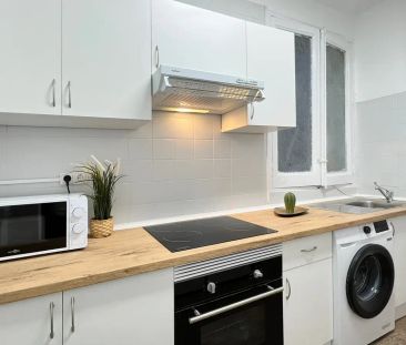 Room in a shared 6-bedroom apartment for rent in Universidad, bills included - Foto 2