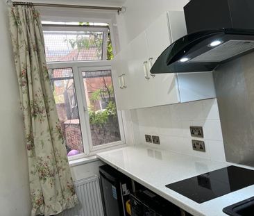 Studio Flat, Victoria Park, M14 - Photo 1