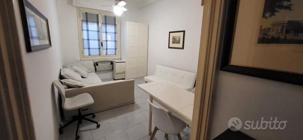 Monolocale tra Cairoli e Cordusio M1 Milano centro - Foto 1