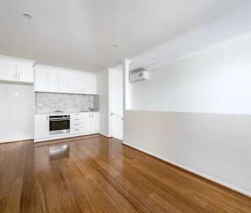 Modern 1-Bedroom Apartment in Elevated, Private Setting - Photo 2