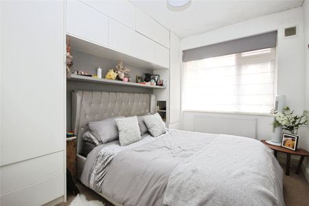Doverfield Road, London, SW2 5NF - Photo 2