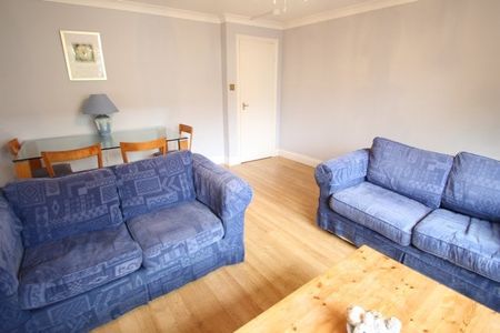 25 St Andrews Square, MERCHANT CITY - Photo 2