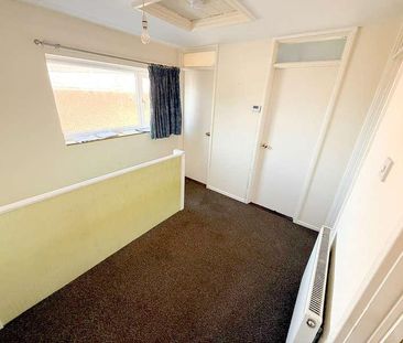 Eldon Way, Hockley, SS5 - Photo 3
